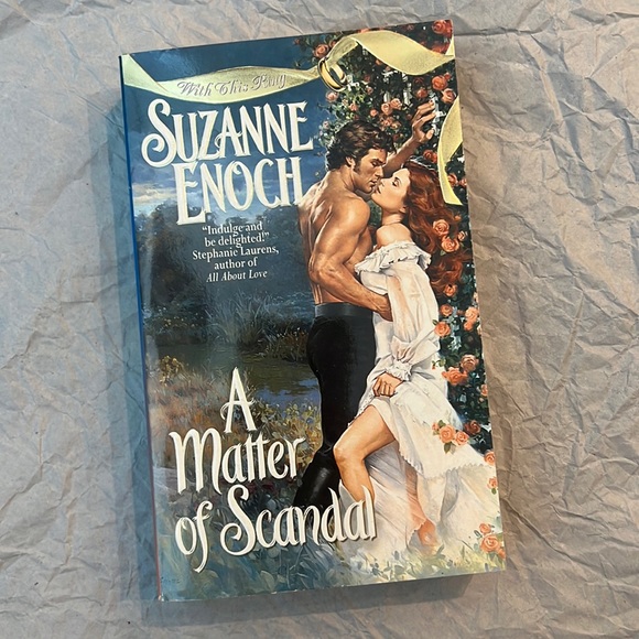 ⭐️5 for $15⭐️ A Matter of Scandal by Suzanne Enoch | Book - Picture 1 of 2